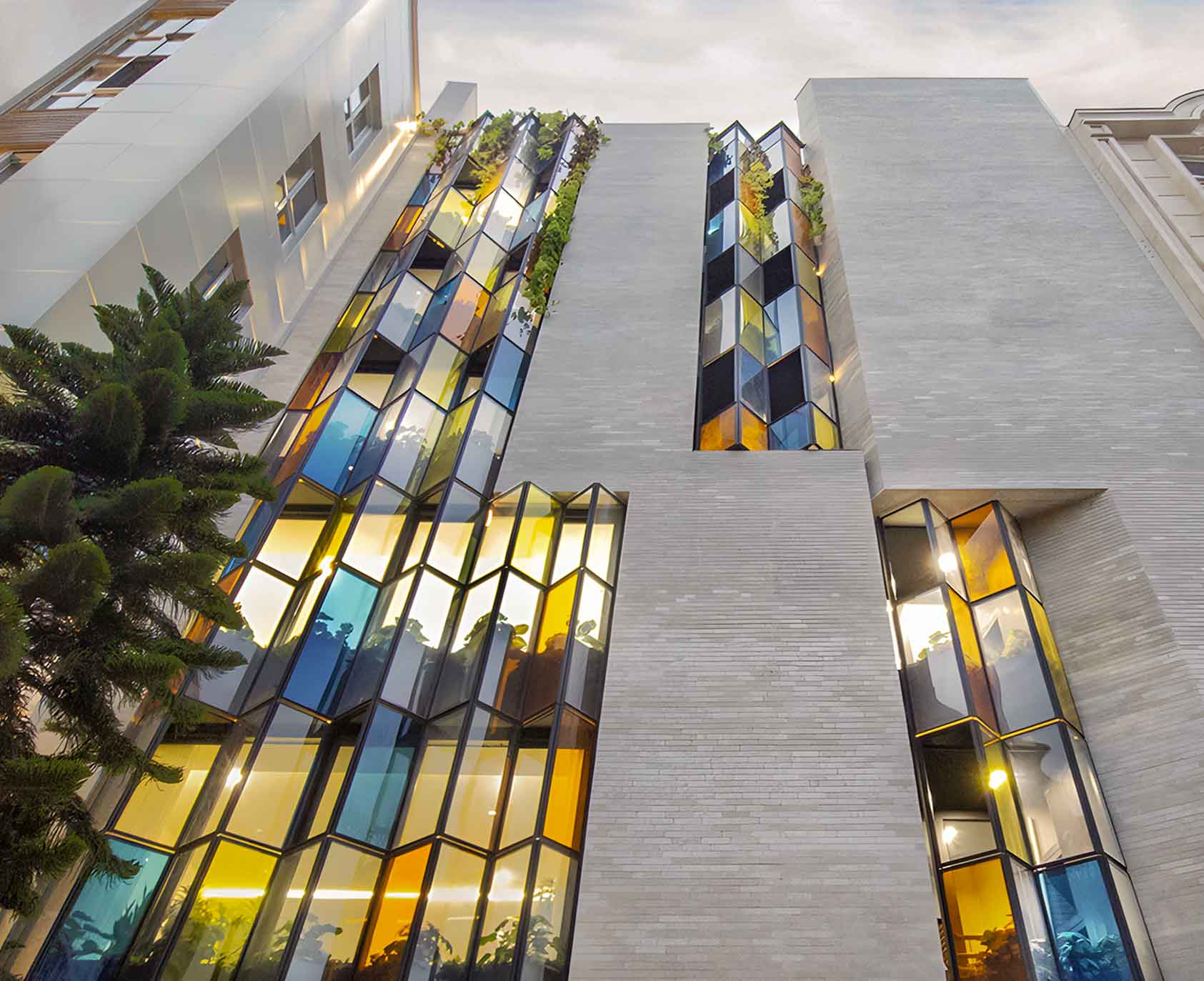 the Pleated Veil Residential Apartment, 100 St, Rasht, Guilan, Iran