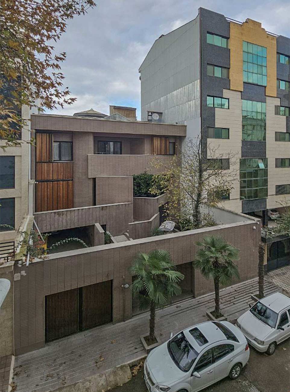 main facade, house in 157th street