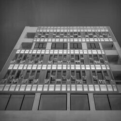 click to go to slide 4